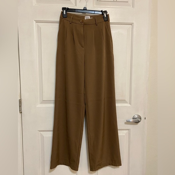 Princess Polly slacks - Picture 1 of 2